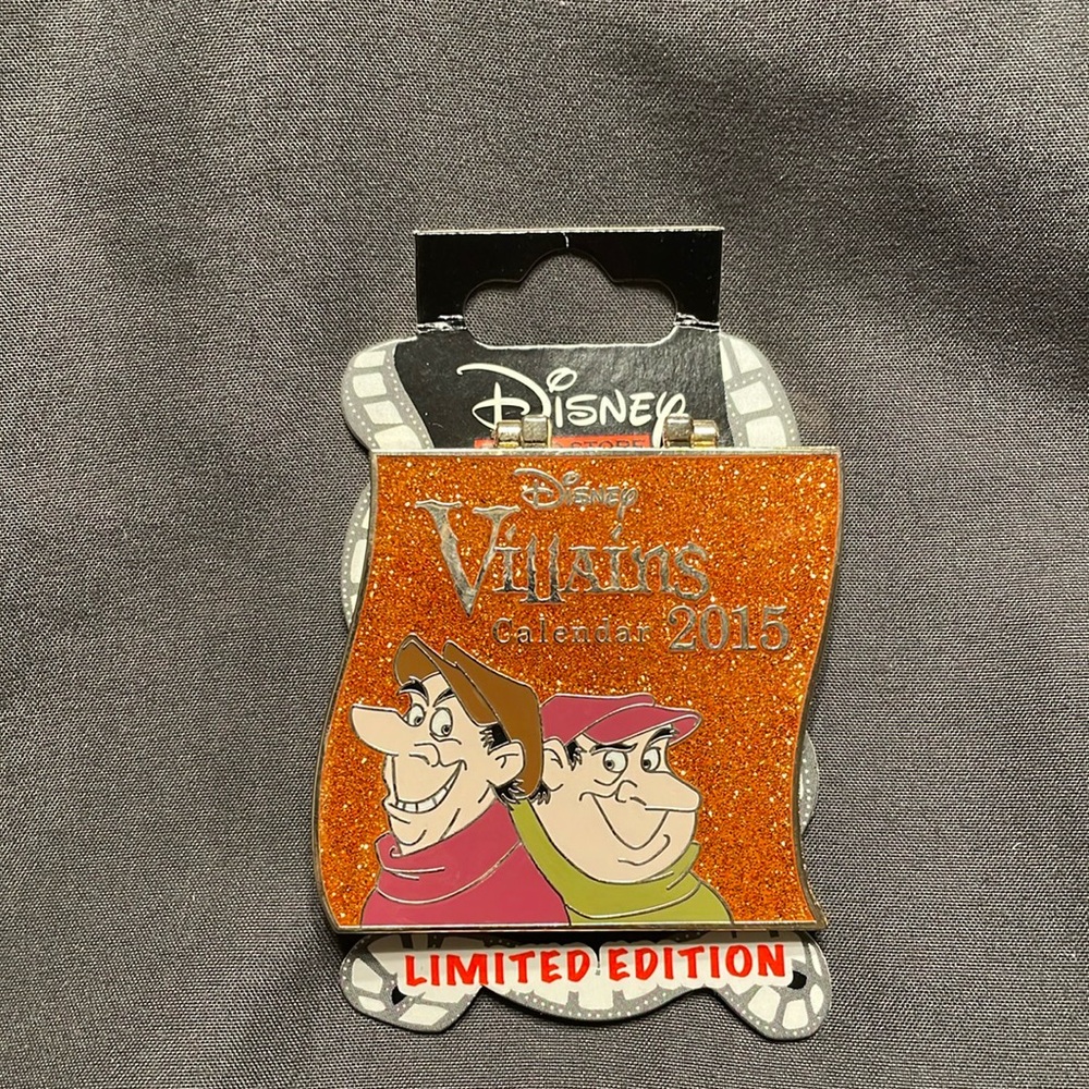 DSSH-Villains Calendar November 2015 Jasper, Horace & Cruella LE 400